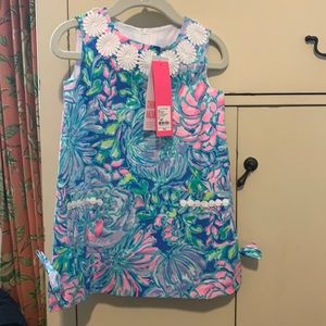NWT Lilly shift dress